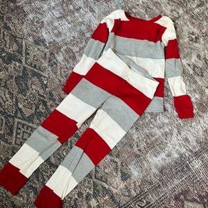 Burt’s Bees Christmas family pajamas kids